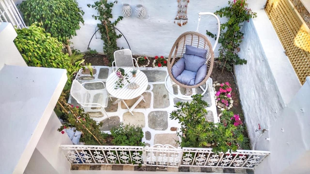 Neoclassical Mansion In Andros Town By Explore Andros Aparthotel Εξωτερικό φωτογραφία